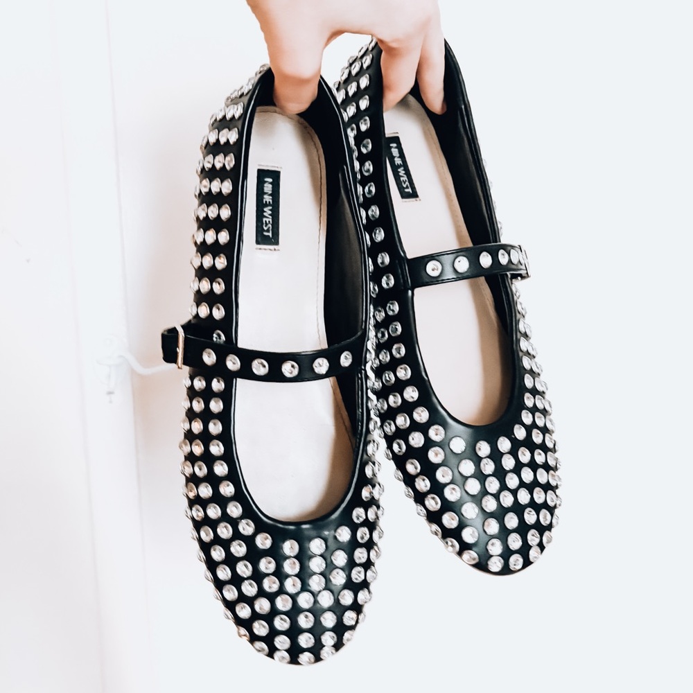 Nine West • Rhinestone Gem Diamond Black Silver Studded Flats